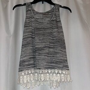 Grey tank with white lace size large but fits like a small/medium